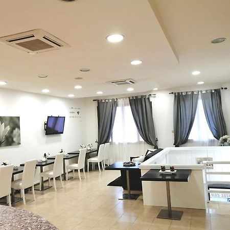 Hotel Centro Campi Bisenzio Kültér fotó